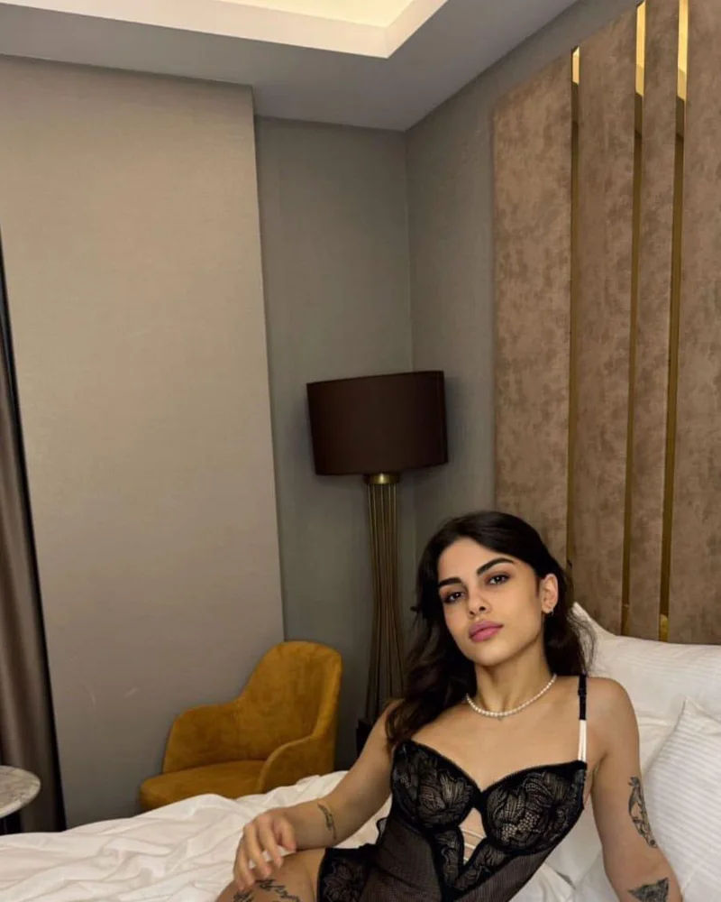 İSTANBUL DORUK 2025 İSTANBUL Gerçek Rus Escort Bayan Resimleri - DRKCNAY ELITE %100 GERÇEK - Didem Canlı Görsel
