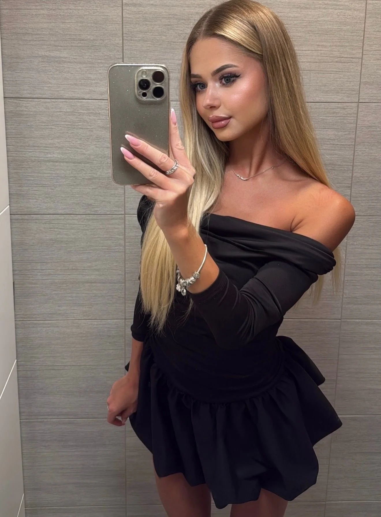 İSTANBUL DORUK 2025 İSTANBUL Lüks Üniversiteli Escort Bayan Numaraları - DRKCNAY ELITE %100 GERÇEK - Ayla Canlı Görsel